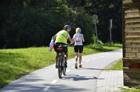 Špelin dobrodelni tek okoli Slovenije Foto spremljevalna ekipa (7)